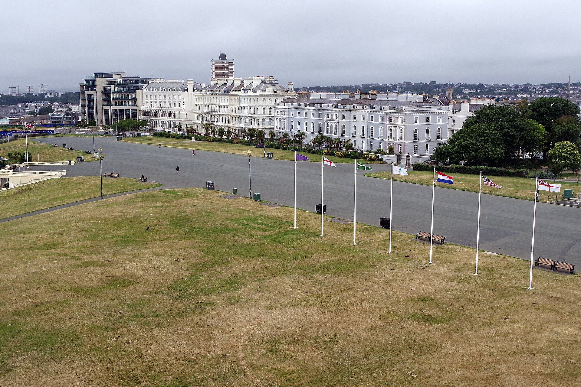 Plymouth Hoe - geograph.org.uk - 7530227